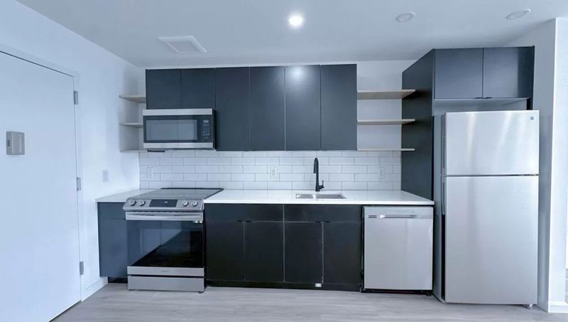 Finished kitchen at Market St, Newark, NJ — photo 5